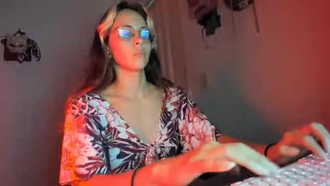 slone03 online show from 11/14/25, 01:15