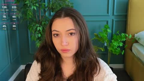 Snapshot of slow_flower chatting on 04/09/26, 12:10 Emilia online show from 04/09/26, 12:10
