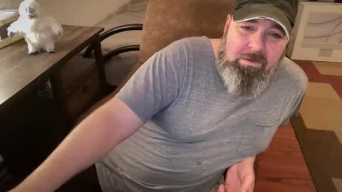 Snapshot of slut_slave_cfnm chatting on 12/29/24, 11:29 slut online show from 12/29/24, 11:29