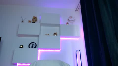 Ariana online show from 04/29/26, 06:06