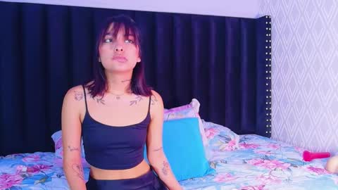 Snapshot of slutlittlecamila chatting on 03/14/26, 01:01 CAMILA online show from 03/14/26, 01:01