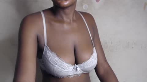 sluttx_choco online show from 05/07/26, 11:37