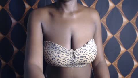 Snapshot of sluttx_choco chatting on 07/13/26, 01:14 sluttx_choco online show from 07/13/26, 01:14