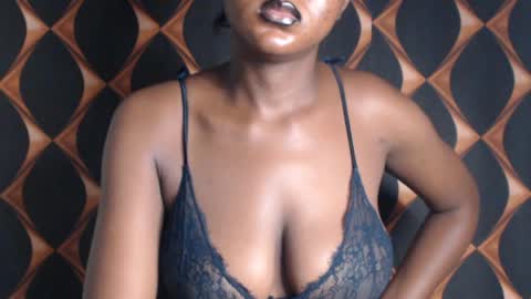 Snapshot of sluttx_choco chatting on 07/14/26, 07:52 sluttx_choco online show from 07/14/26, 07:52
