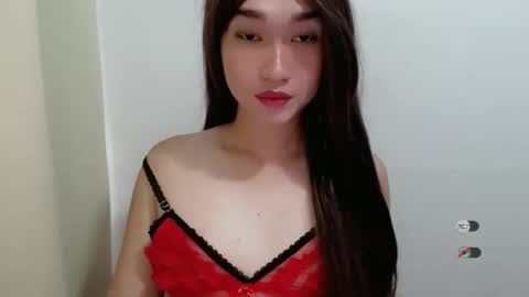 Snapshot of slutty_francine chatting on 05/24/26, 07:13 FRANCINE online show from 05/24/26, 07:13