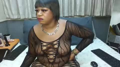Snapshot of sluttyangelxxxx chatting on 02/20/26, 11:27 sluttyangelxxxx online show from 02/20/26, 11:27