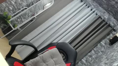 CHIE CHIE online show from 02/16/25, 10:54