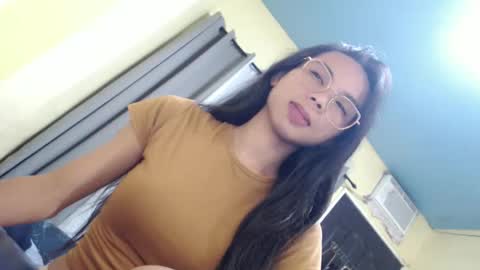 CHIE CHIE online show from 02/11/26, 03:33