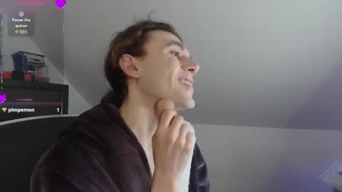 Natsu online show from 12/01/25, 06:35