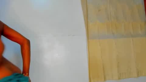 Snapshot of sluttysam_ chatting on 02/21/26, 10:44 Sexyslutt online show from 02/21/26, 10:44