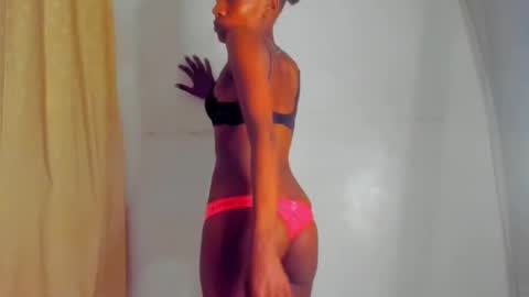 Snapshot of sluttysam_ chatting on 03/10/26, 09:53 Sexyslutt online show from 03/10/26, 09:53