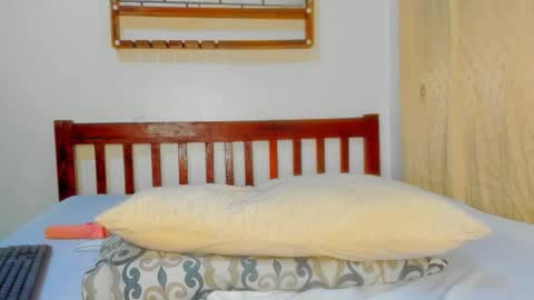 Snapshot of sluttysam_ chatting on 03/14/26, 09:20 Sexyslutt online show from 03/14/26, 09:20