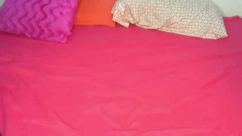 Snapshot of sluttysam_ chatting on 03/30/26, 10:22 Sexyslutt online show from 03/30/26, 10:22