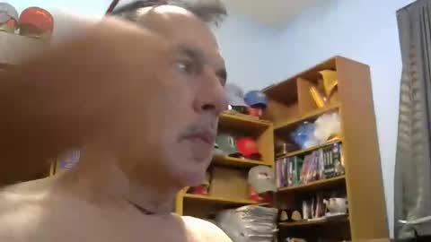 Snapshot of sluttyslave81 chatting on 01/06/26, 06:50 sluttyslave81 online show from 01/06/26, 06:50