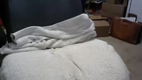 Snapshot of sluttyslave81 chatting on 03/26/26, 06:19 sluttyslave81 online show from 03/26/26, 06:19