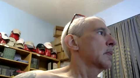 sluttyslave81 online show from 05/20/26, 07:36