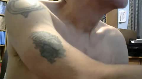 sluttyslave81 online show from 05/21/26, 07:26