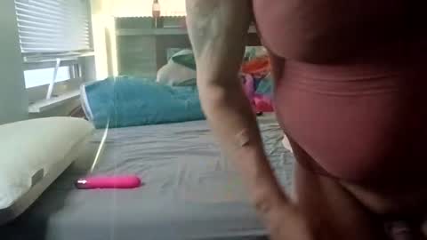 Snapshot of sluttyslut123797367 chatting on 05/10/26, 11:26 Nastyguurl online show from 05/10/26, 11:26
