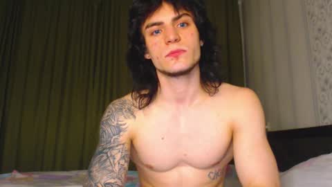 Gus online show from 11/26/25, 07:48