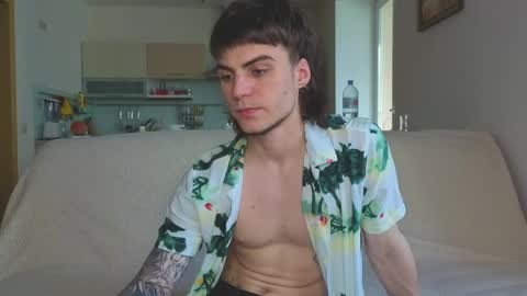 Snapshot of sly_gus chatting on 05/26/26, 12:45 Gus online show from 05/26/26, 12:45