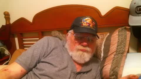 Snapshot of slydevil_sc chatting on 09/13/25, 05:51 Sly online show from 09/13/25, 05:51