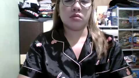 Snapshot of small_boobs59 chatting on 02/03/25, 01:19 Lovewella online show from 02/03/25, 01:19