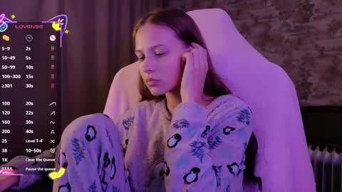 Emma online show from 11/13/25, 05:12