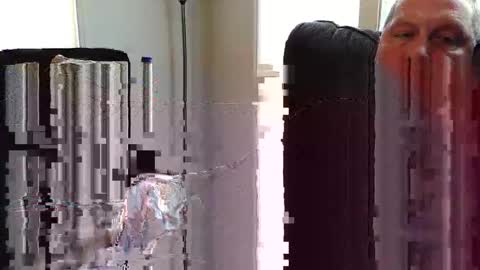 Snapshot of small_weener18 chatting on 11/22/25, 05:45 small_weener18 online show from 11/22/25, 05:45