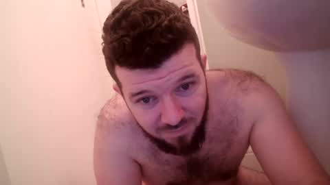 Snapshot of smallcock2850 chatting on 02/05/25, 01:15 smallcock2850 online show from 02/05/25, 01:15