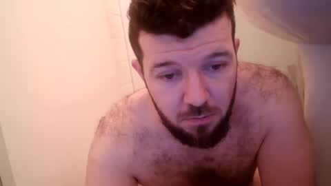 Snapshot of smallcock2850 chatting on 02/08/25, 01:43 smallcock2850 online show from 02/08/25, 01:43