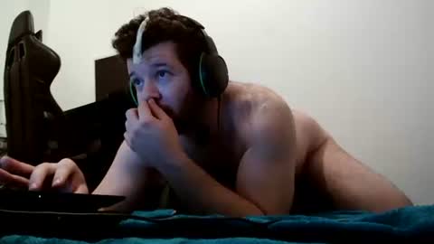 Snapshot of smallcock2850 chatting on 11/15/25, 02:42 smallcock2850 online show from 11/15/25, 02:42