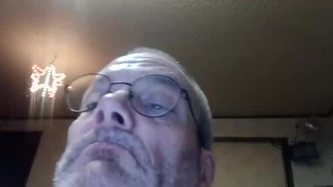 Snapshot of smallcock66kkk chatting on 01/01/25, 07:52 smallcock66kkk online show from 01/01/25, 07:52