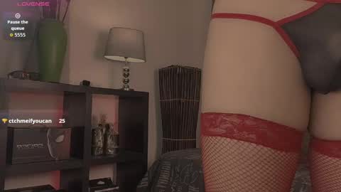 Snapshot of smalldickboy4life chatting on 03/22/26, 02:26 Smalldickboy4life online show from 03/22/26, 02:26