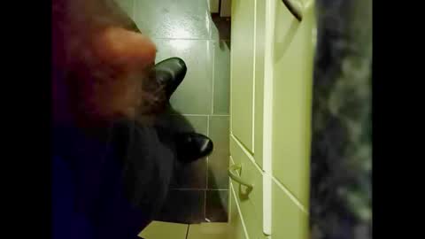 Small Hairy Uncut online show from 10/29/25, 05:04