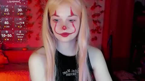 smallimpmeili online show from 10/18/25, 08:09