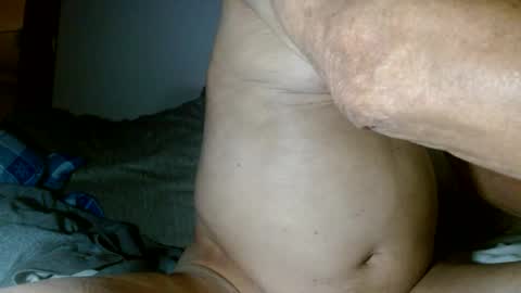 Snapshot of smallmalelass chatting on 01/05/25, 11:15 smallmalelass online show from 01/05/25, 11:15