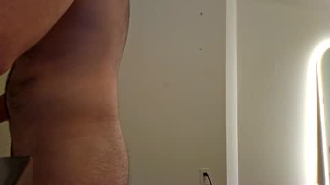 Snapshot of smallthrob chatting on 05/14/26, 07:20 smallthrob online show from 05/14/26, 07:20