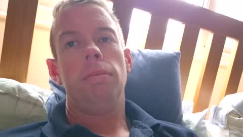 Snapshot of smallville456 chatting on 09/15/25, 04:51 smallville456 online show from 09/15/25, 04:51