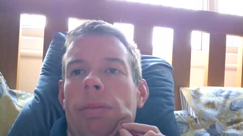 Snapshot of smallville456 chatting on 10/08/25, 04:37 smallville456 online show from 10/08/25, 04:37