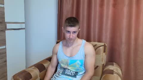 Snapshot of smanking22 chatting on 07/10/26, 04:28 smanking22 online show from 07/10/26, 04:28