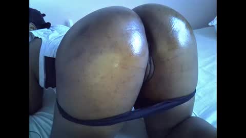 smart_lilly online show from 11/29/25, 04:59