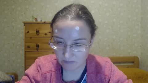 Snapshot of smart_rose chatting on 01/05/25, 11:12 smart_rose online show from 01/05/25, 11:12