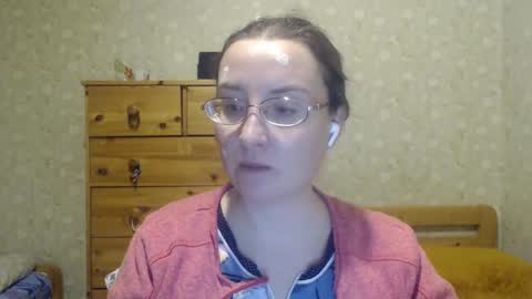 Snapshot of smart_rose chatting on 01/06/25, 11:42 smart_rose online show from 01/06/25, 11:42