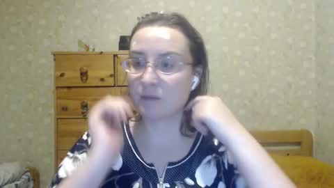 Snapshot of smart_rose chatting on 01/08/25, 07:13 smart_rose online show from 01/08/25, 07:13