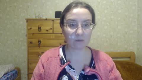 Snapshot of smart_rose chatting on 01/24/25, 10:30 smart_rose online show from 01/24/25, 10:30