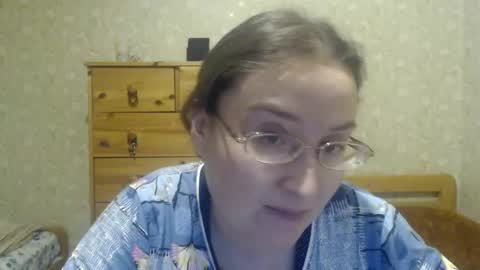 Snapshot of smart_rose chatting on 02/01/25, 10:02 smart_rose online show from 02/01/25, 10:02