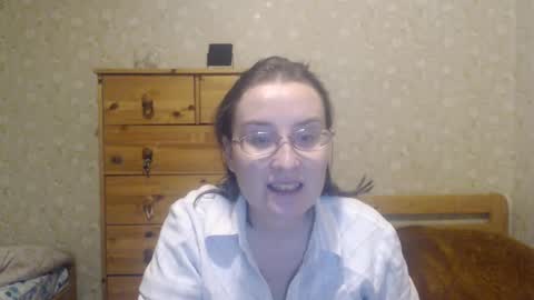 Snapshot of smart_rose chatting on 02/02/25, 10:28 smart_rose online show from 02/02/25, 10:28
