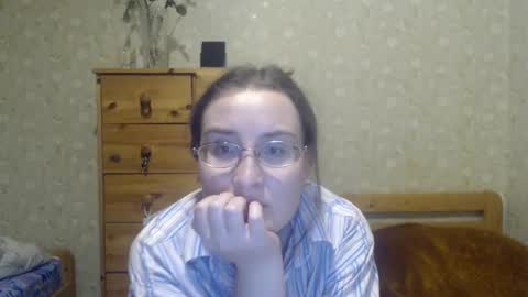 Snapshot of smart_rose chatting on 02/05/25, 10:33 smart_rose online show from 02/05/25, 10:33