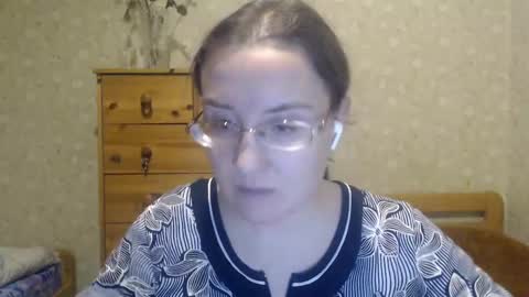 Snapshot of smart_rose chatting on 02/06/25, 01:38 smart_rose online show from 02/06/25, 01:38