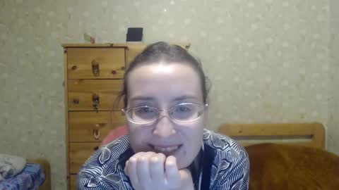 Snapshot of smart_rose chatting on 02/11/25, 10:18 smart_rose online show from 02/11/25, 10:18